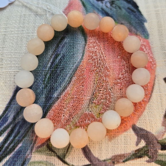 🐰SALE🐰 10mm Matte Pink Adventurine Bracelet - Picture 7 of 10